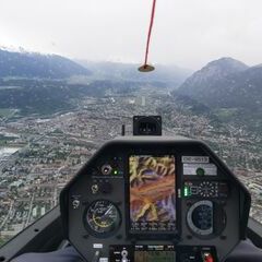 Flugwegposition um 09:13:48: Aufgenommen in der Nähe von Innsbruck, Österreich in 1245 Meter